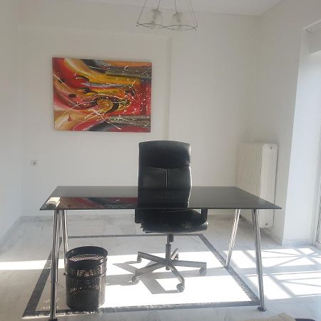 Nn Larisa Deluxe Apartment エクステリア 写真