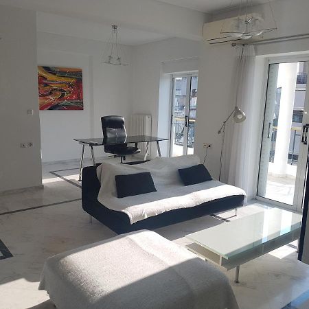 Nn Larisa Deluxe Apartment エクステリア 写真