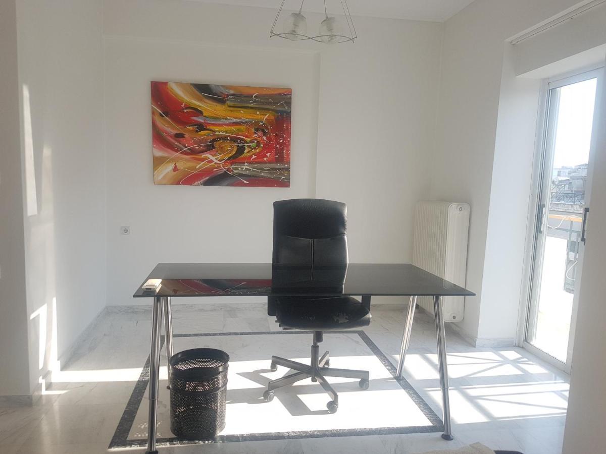 Nn Larisa Deluxe Apartment エクステリア 写真