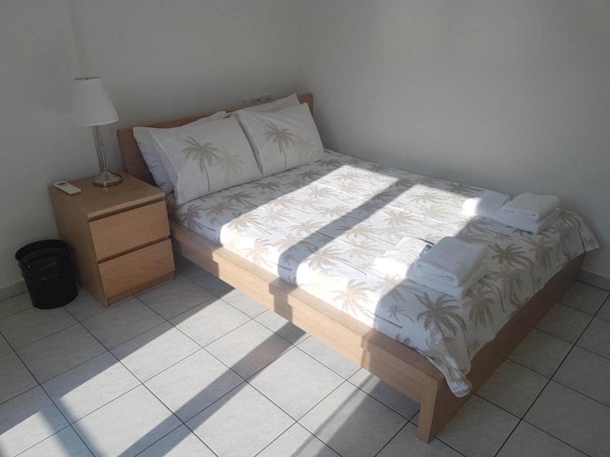 Nn Larisa Deluxe Apartment エクステリア 写真